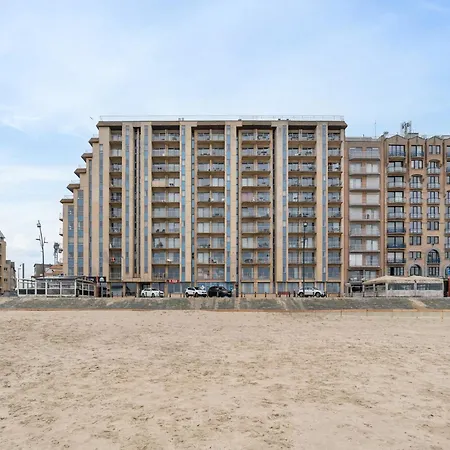 In Near The Beach, Cleaning Included *